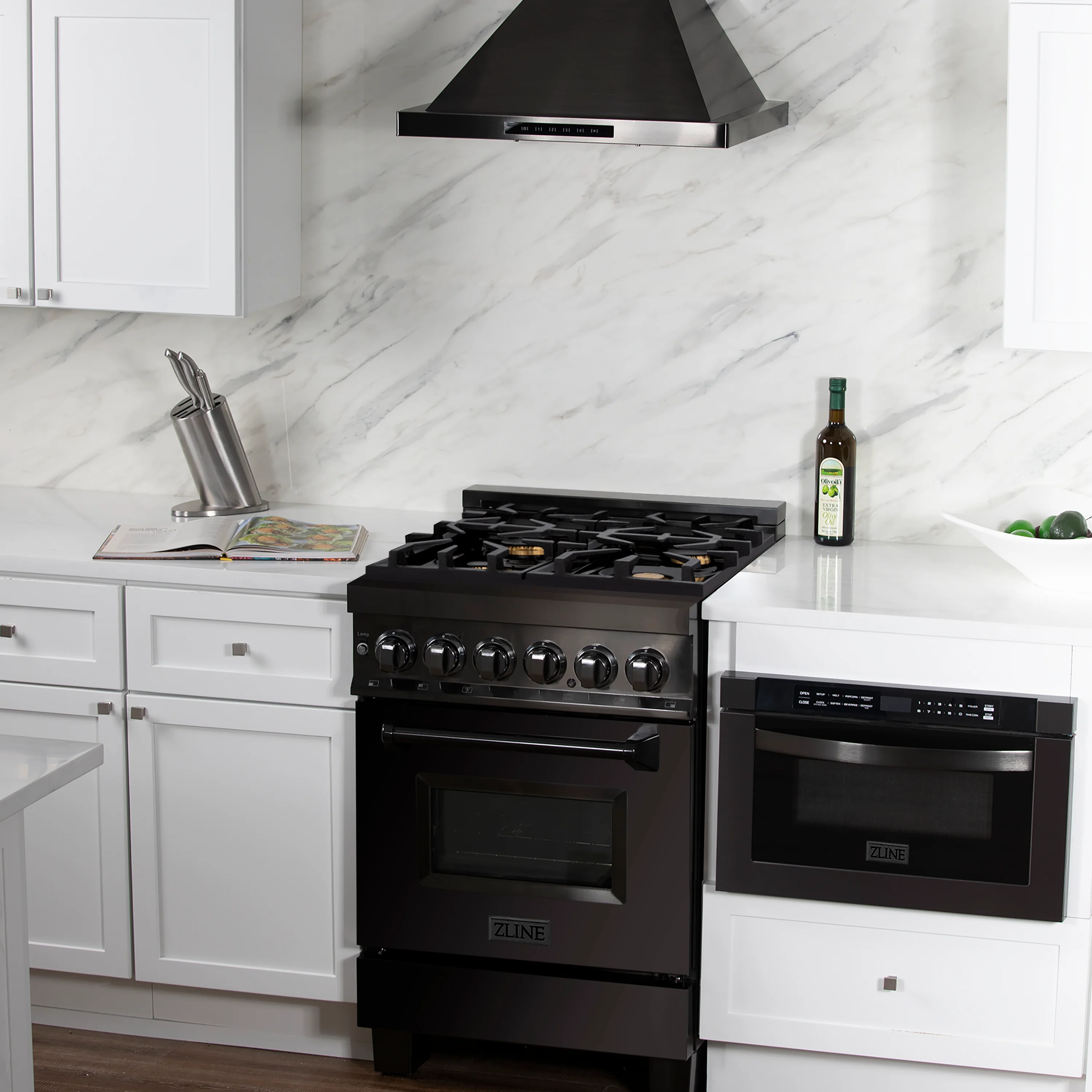 ZLINE 24 in. 2.8 cu. ft. Legacy Dual Fuel Range with 4 Burner Gas Cooktop and Electric Convection Oven in Black Stainless Steel, Open Box-Great Condition - Image 3