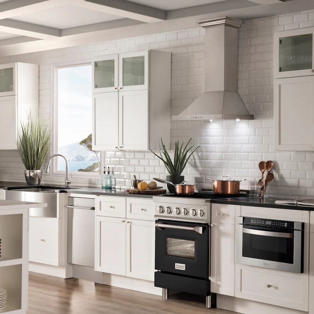 ZLINE 24 in. 2.8 cu. ft. Legacy Induction Range with 4 Element Cooktop and Electric Oven in Stainless Steel and Black Matte Door, Open Box-Great Condition - Image 3