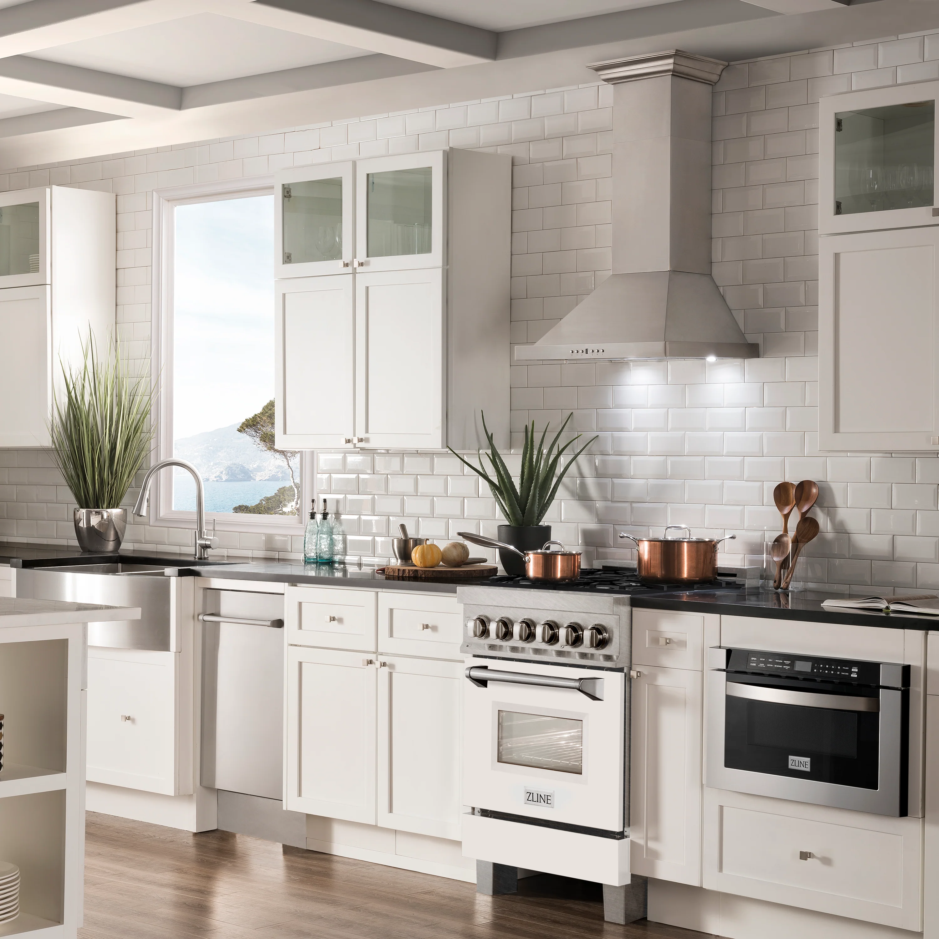 ZLINE 24 in. 2.8 cu. ft. Legacy Dual Fuel Range with 4 Burner Gas Cooktop and Electric Convection Oven in Satin Stainless Steel and White Matte Door (RAS-WM-24) - Image 2