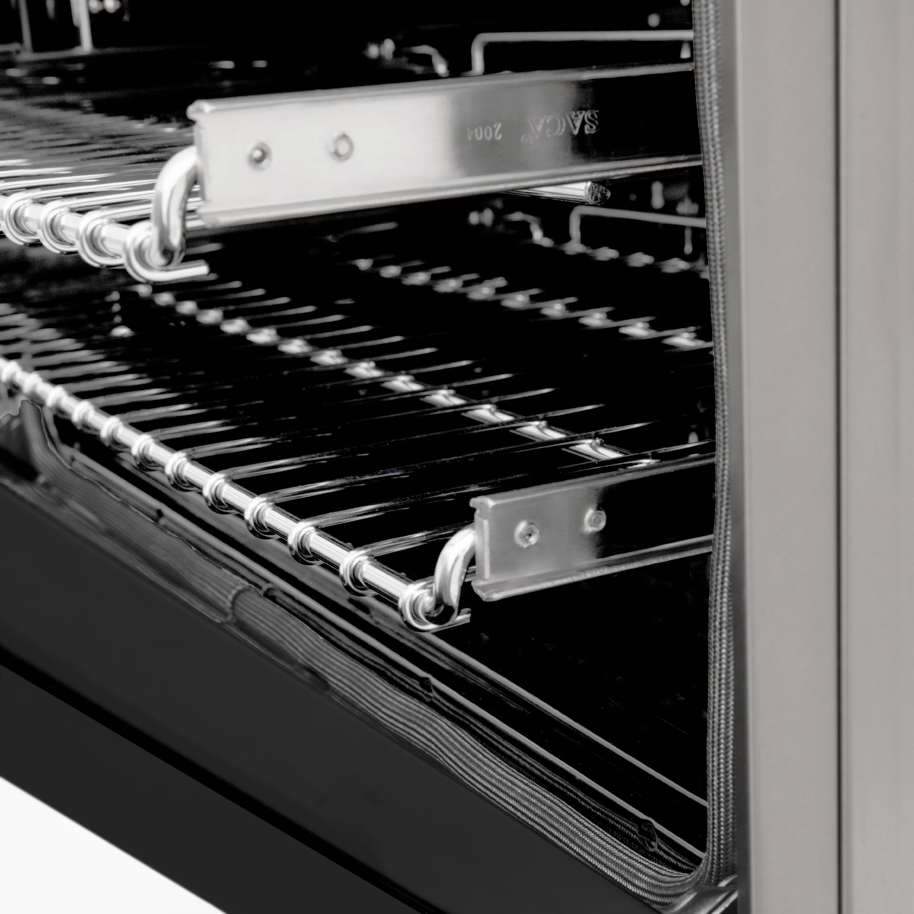 ZLINE 24 in. 2.8 cu. ft. Legacy Dual Fuel Range with 4 Burner Gas Cooktop and Electric Convection Oven in Stainless Steel and Black Matte Door (RA-BLM-24) - Image 15