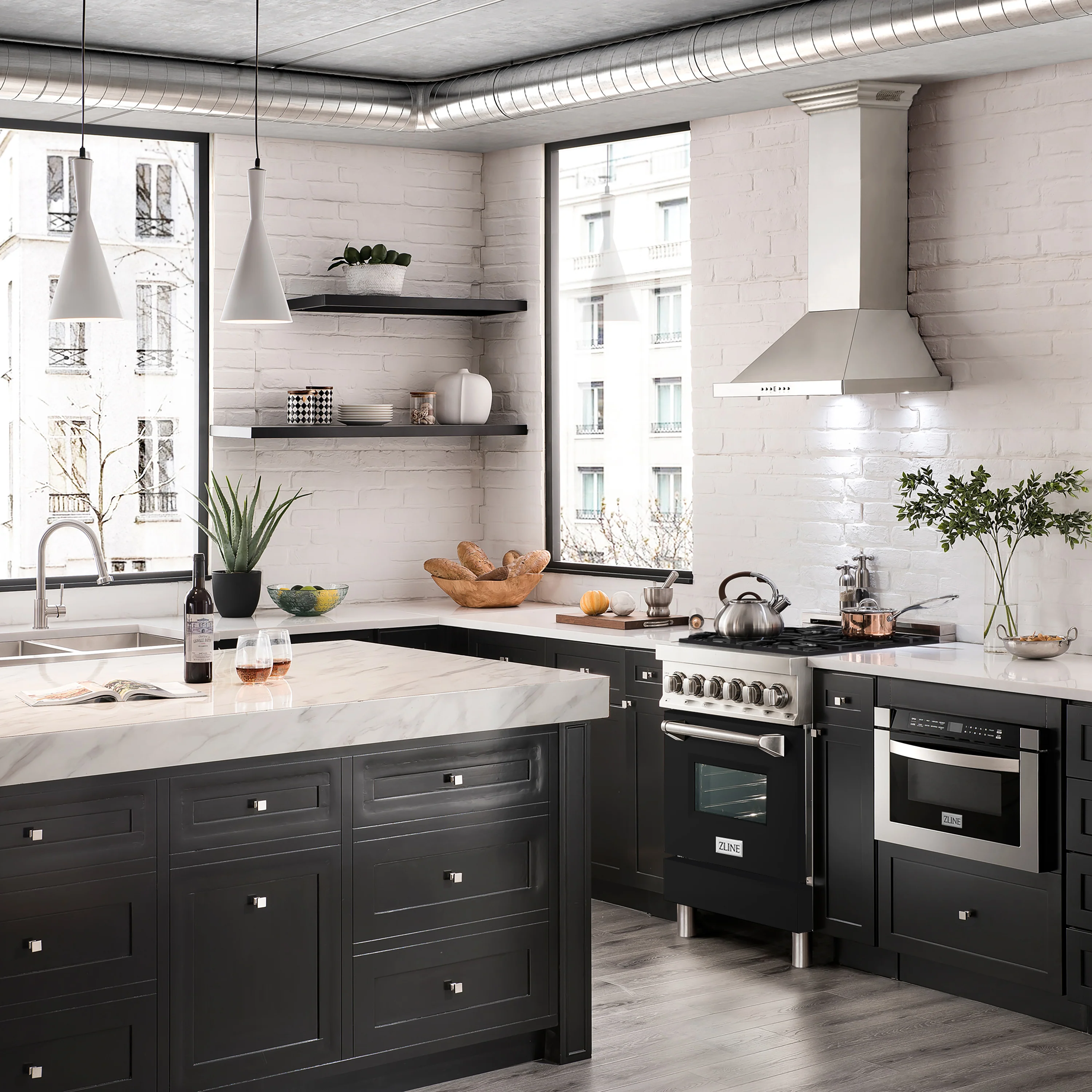 ZLINE 24 in. 2.8 cu. ft. Legacy Dual Fuel Range with 4 Burner Gas Cooktop and Electric Convection Oven in Stainless Steel and Black Matte Door (RA-BLM-24) - Image 18