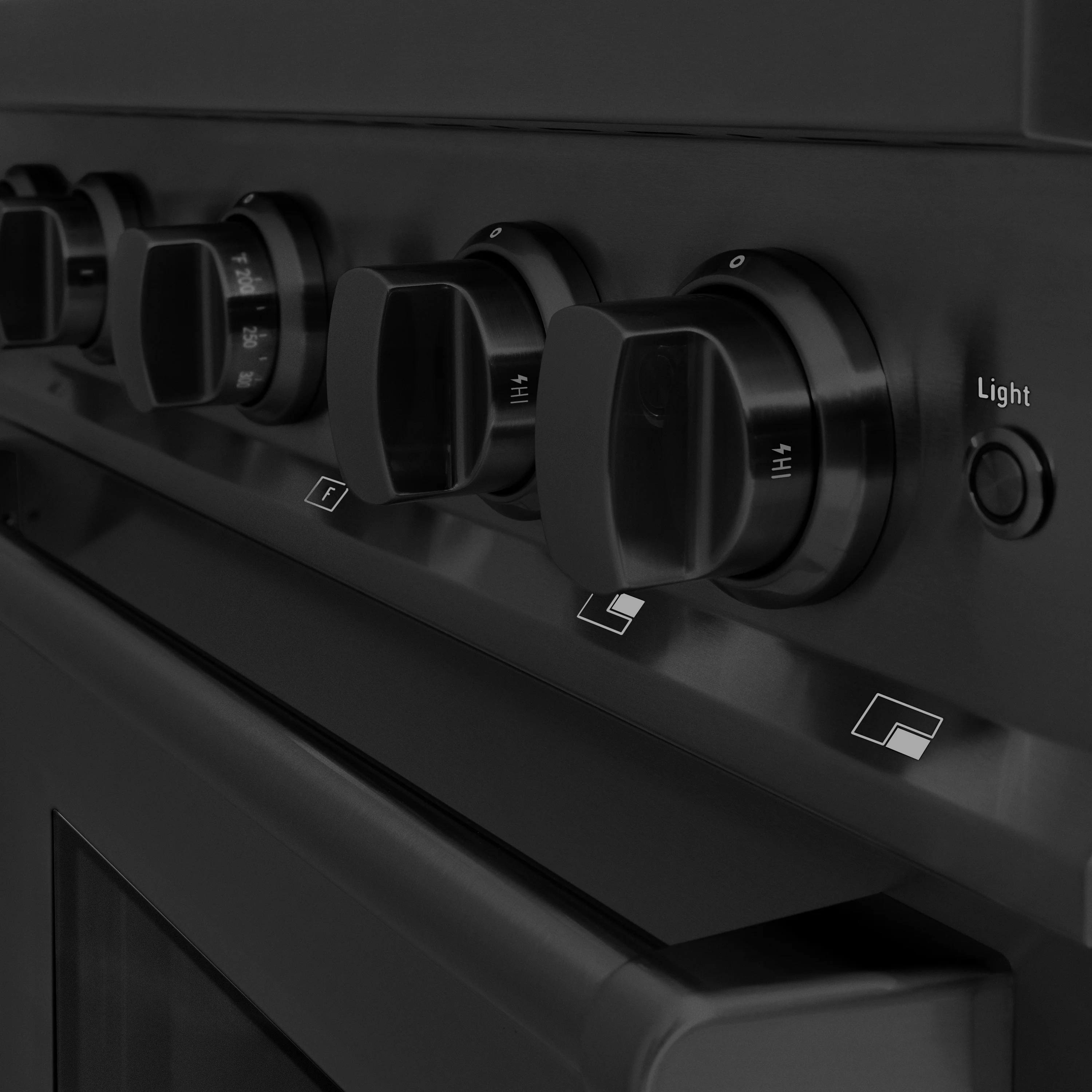 ZLINE 30 in. 4.2 cu. ft. Classic Dual Fuel Range with Gas Cooktop and Electric Convection Oven in Black Stainless Steel with 4 Brass Burners (CDRB-BR-30) - Image 11
