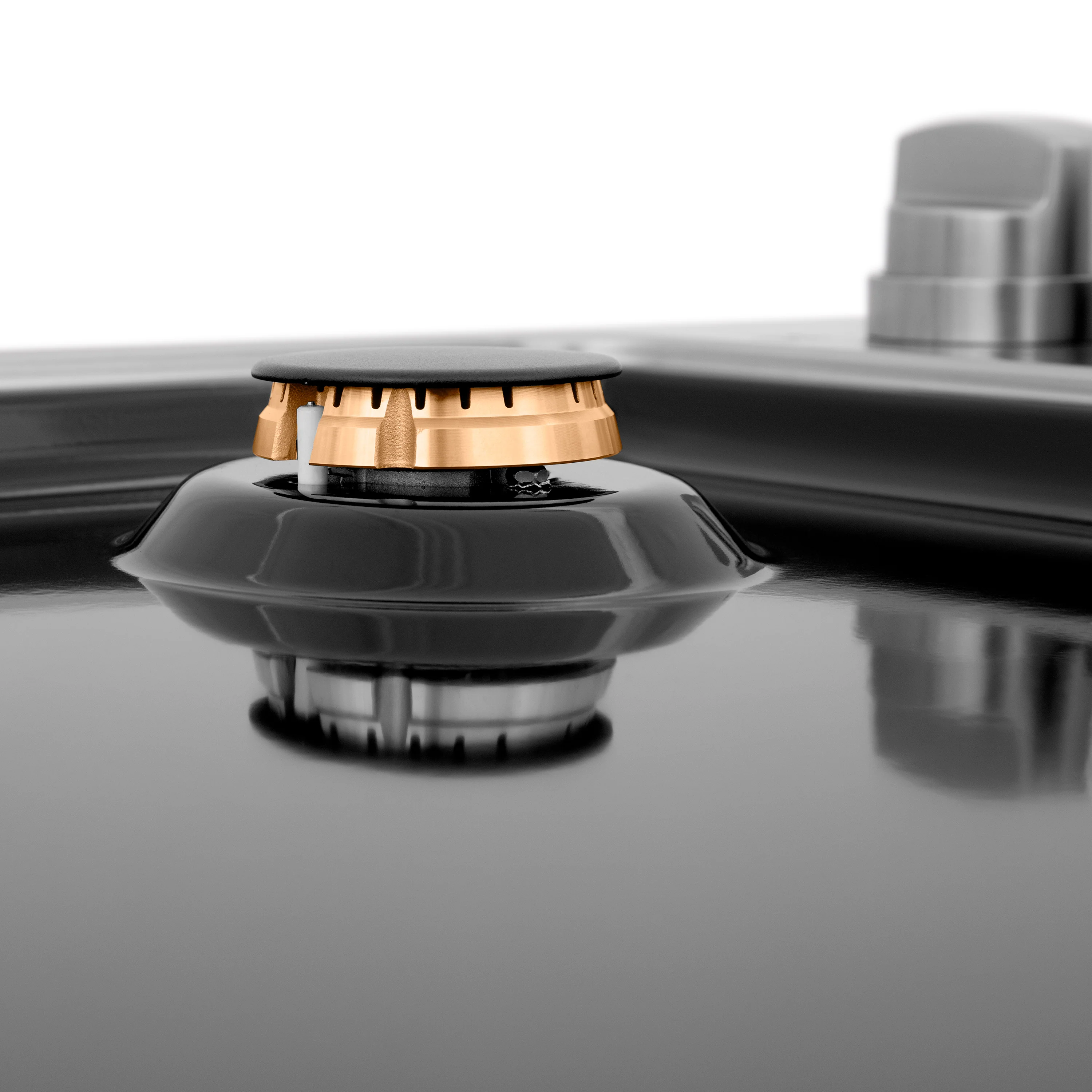 ZLINE 30" Gas Cooktop with 4 Gas Brass Burners and Black Porcelain Top (RC-BR-30-PBT) - Image 9