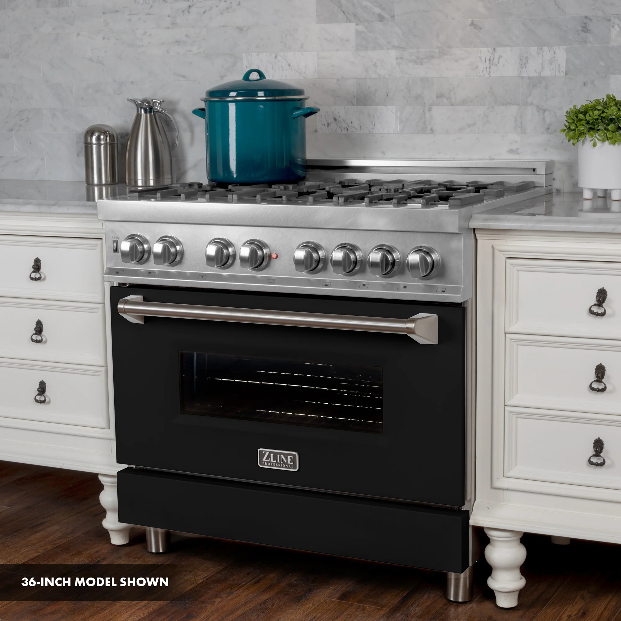 ZLINE 30 in. 4.0 cu. ft. Legacy Dual Fuel Range with 4 Burner Gas Cooktop and Electric Convection Oven in Satin Stainless Steel and Black Matte Door (RAS-BLM-30) - Image 25