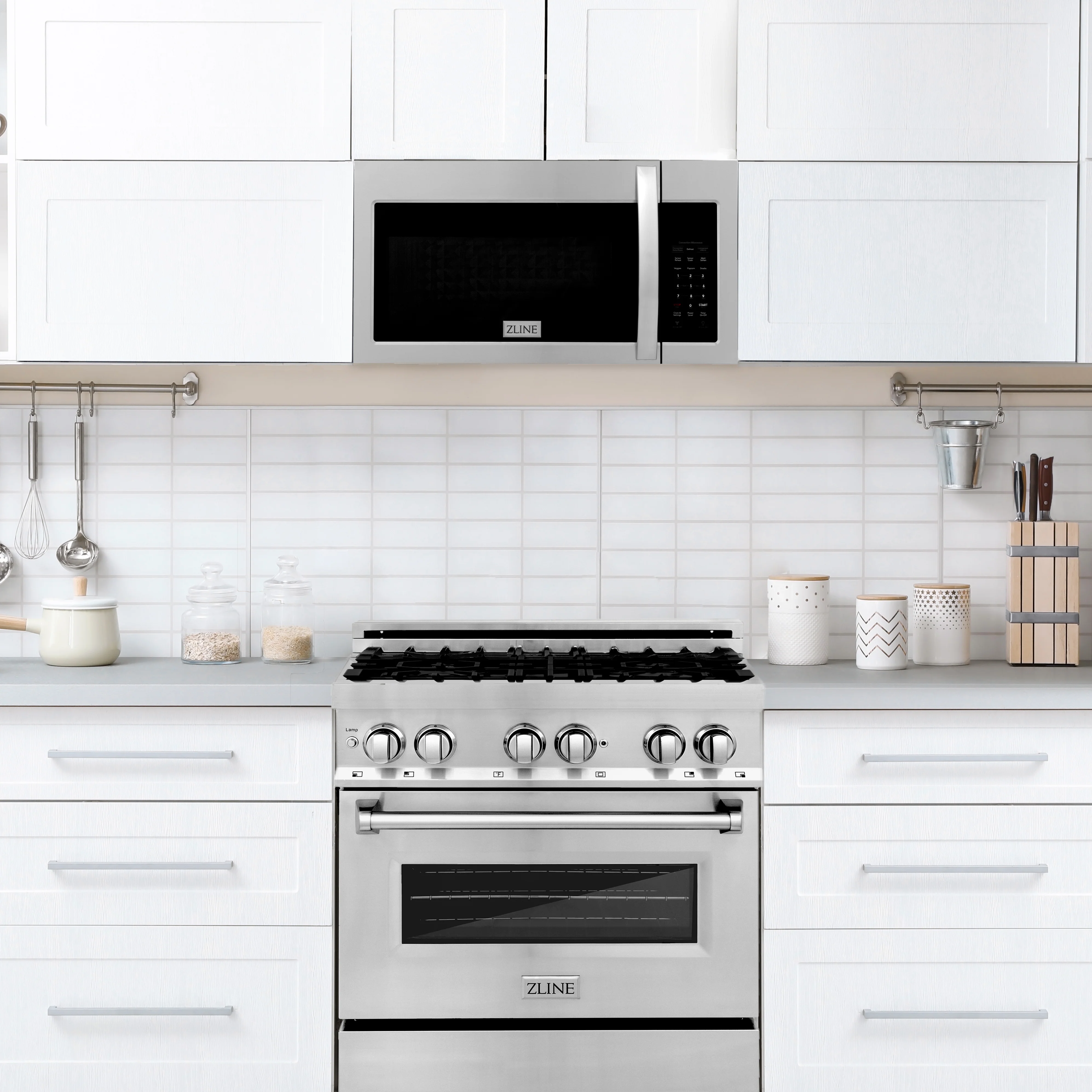 ZLINE 30 in. Stainless Steel Over the Range Convection Microwave Oven with Modern Handle (MWO-OTR-30) - Image 15