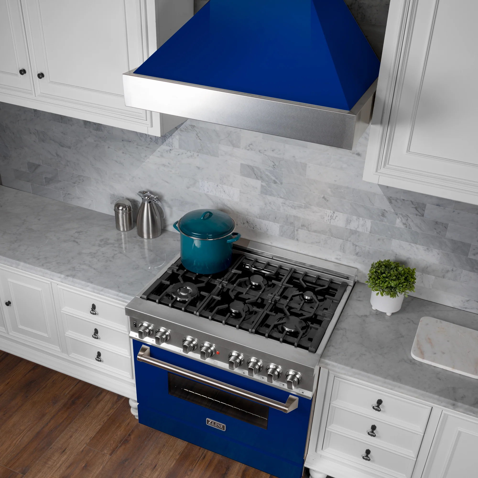 30" Ducted Fingerprint Resistant Stainless Steel Range Hood with Blue Gloss Shell (8654BG-30) - Image 2