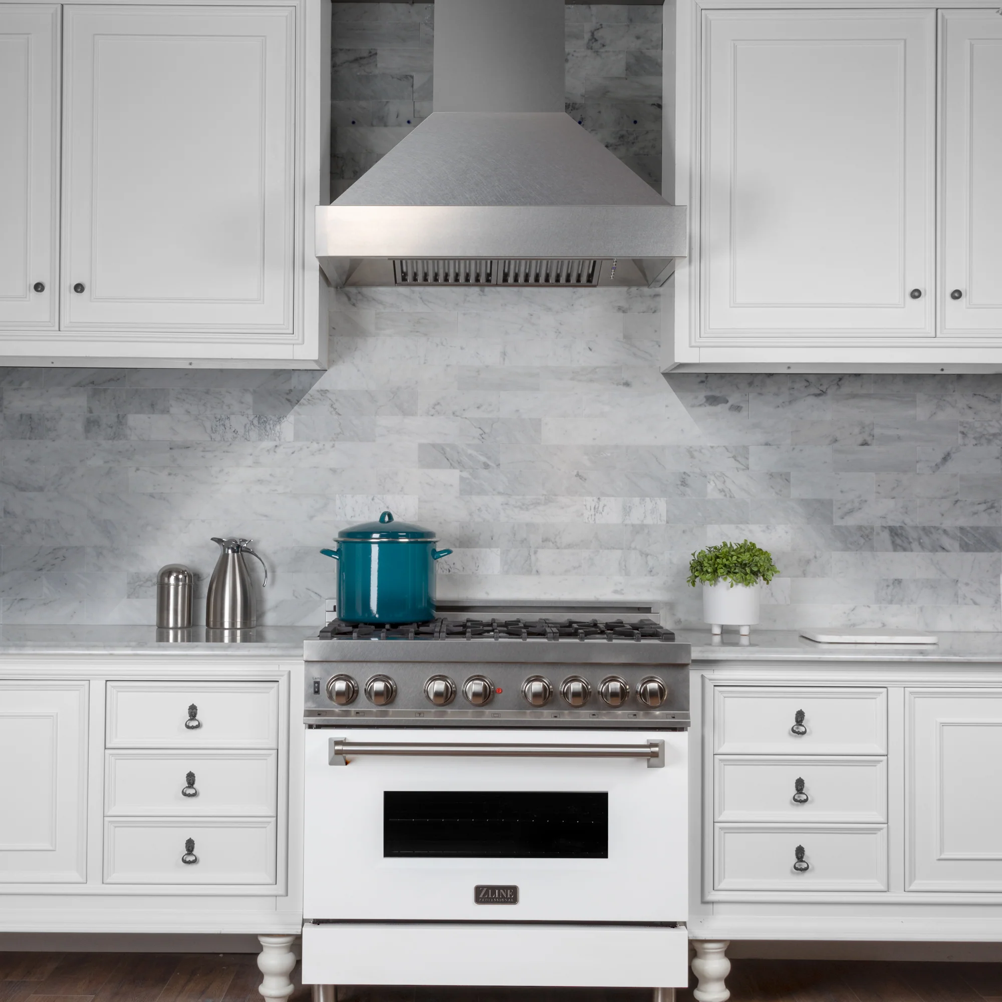 ZLINE 36" Designer Series Ducted Wall Mount Range Hood in Fingerprint Resistant Stainless Steel (8656S-36) - Image 9