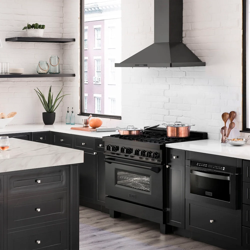 ZLINE 36 in. 4.6 cu. ft. Legacy Dual Fuel Range with 6 Burner Gas Cooktop and Electric Convection Oven in Black Stainless Steel, Open Box-Great Condition - Image 20