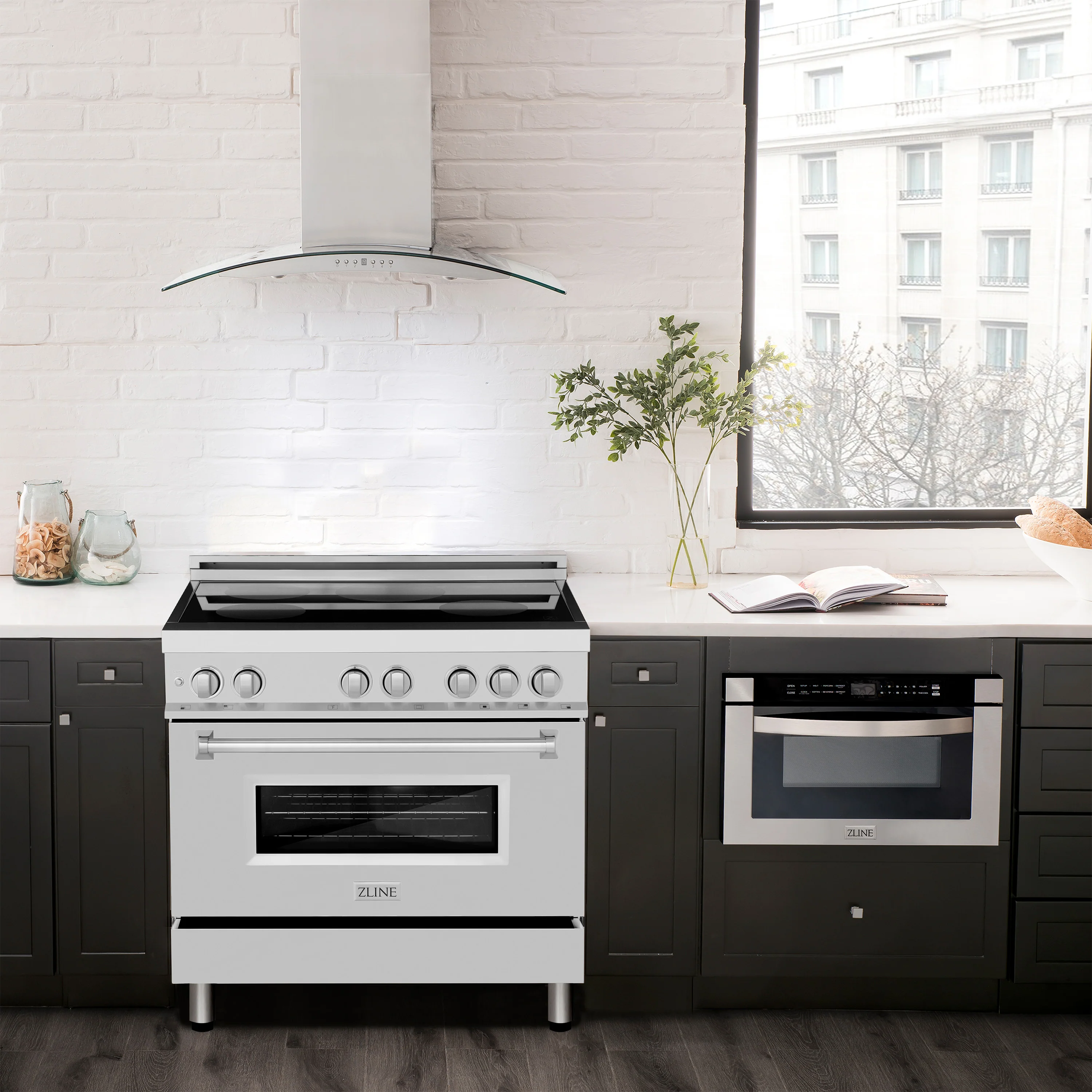 ZLINE 36 in. 4.6 cu. ft. Legacy Induction Range with 5 Element Cooktop and Electric Convection Oven in Stainless Steel, Open Box-Great Condition - Image 2