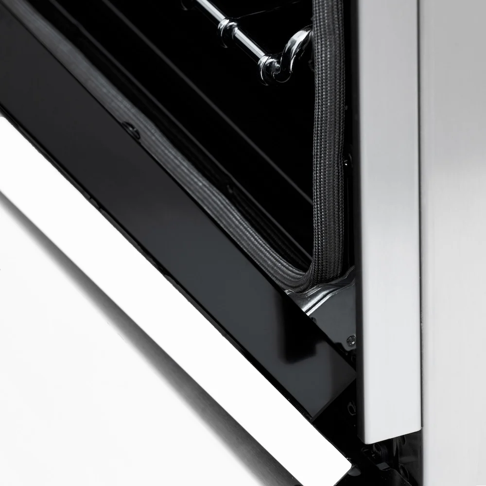 ZLINE 36 in. 4.6 cu. ft. Legacy Induction Range with 5 Element Cooktop and Electric Oven in Stainless Steel and White Matte Door, Open Box-Great Condition - Image 9