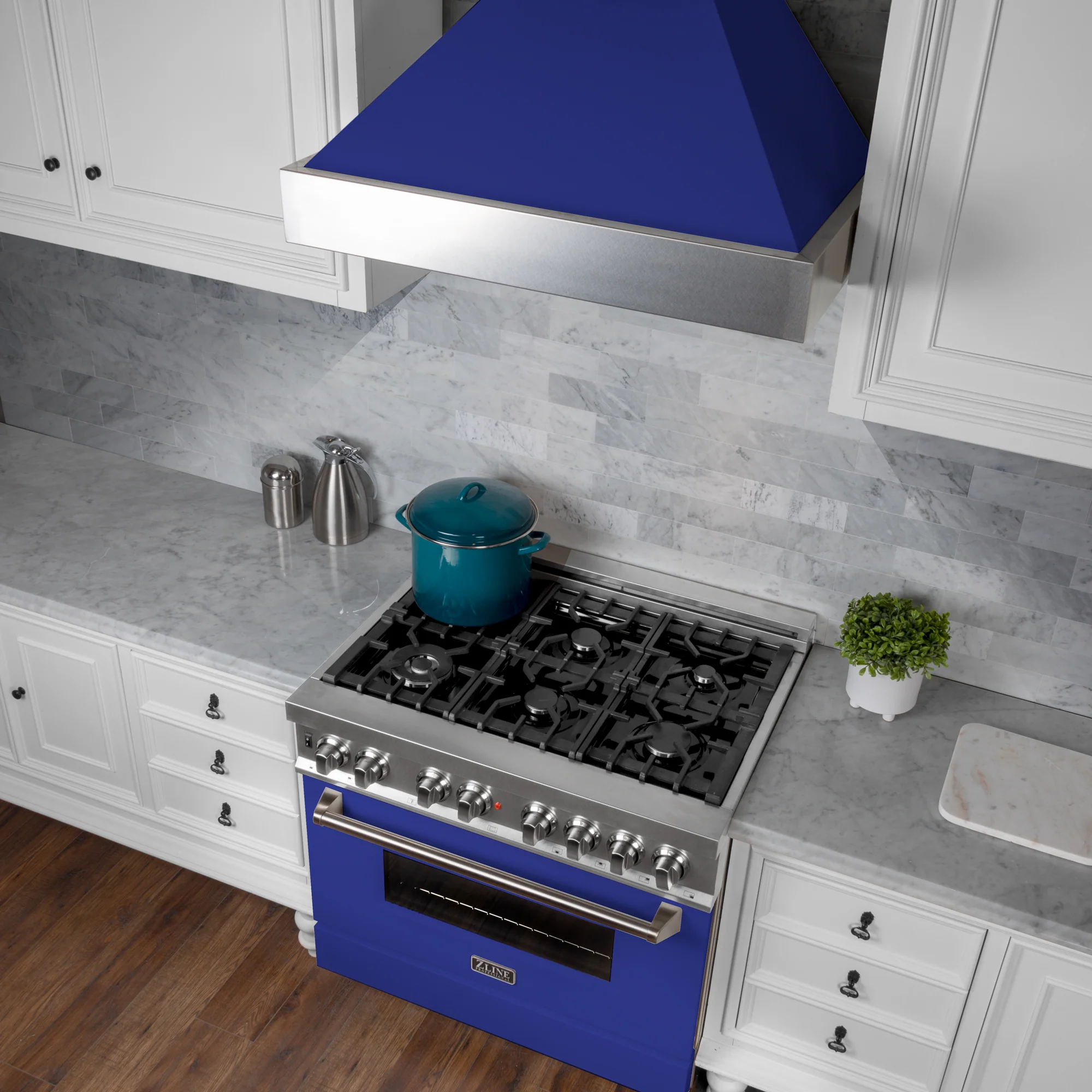 ZLINE 36 in. 4.6 cu. ft. Legacy Dual Fuel Range with 6 Burner Gas Cooktop and Electric Convection Oven in Satin Stainless Steel and Blue Matte Door (RAS-BM-36) - Image 11