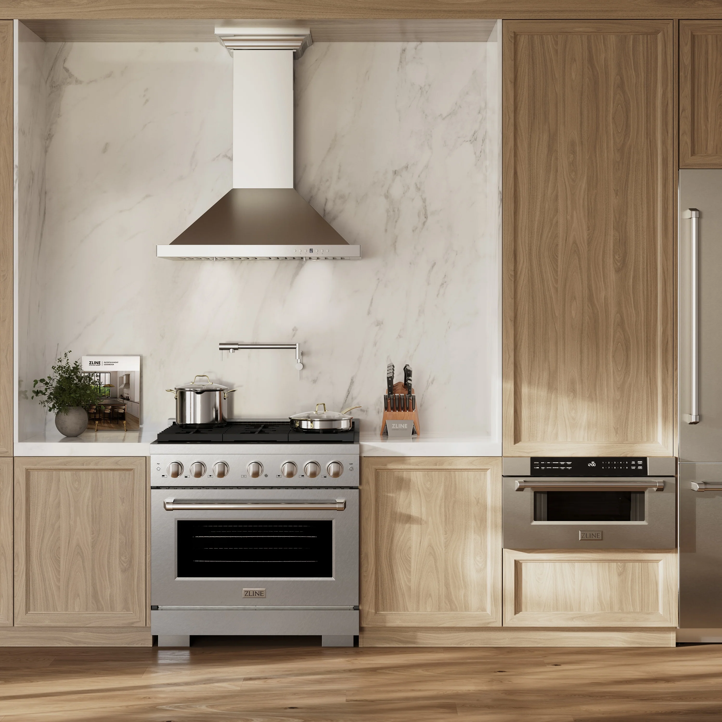 ZLINE 36 in. 5.2 cu. ft. Paramount Gas Range with Convection Gas Oven in Satin Stainless Steel with 6 Brass Burners (SGRS-BR-36) - Image 2