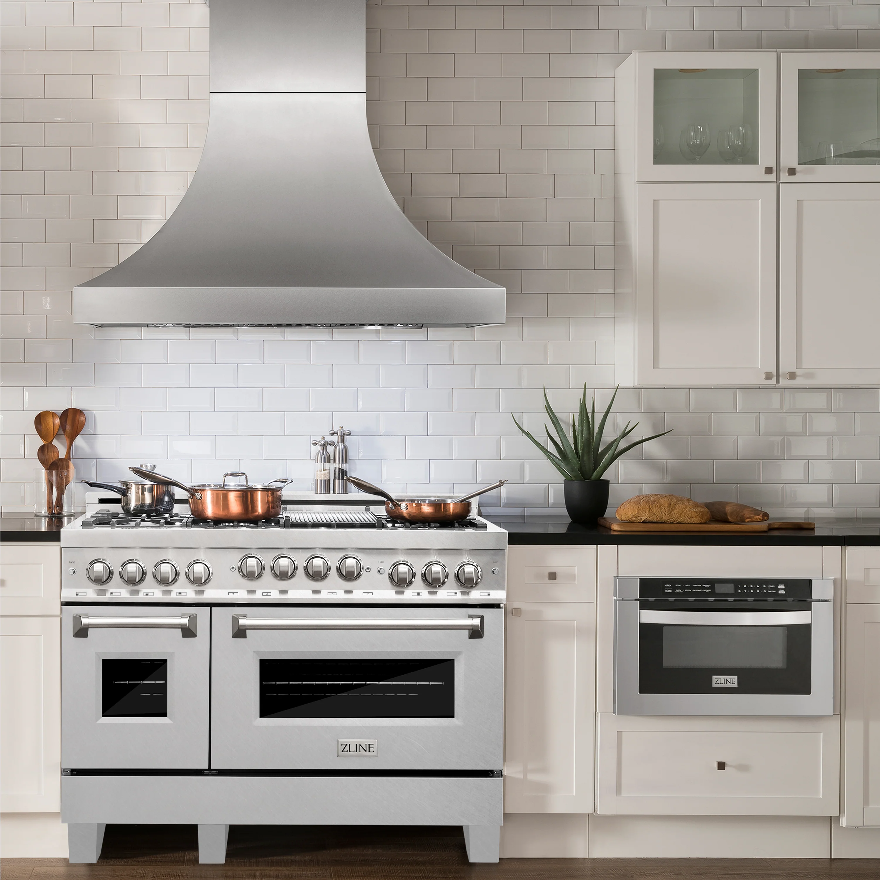 ZLINE 48 in. 6.0 cu. ft. Range with Natural Gas Stove and Natural Gas Oven in Fingerprint Resistant Stainless Steel (RGS-SN-48) - Image 2
