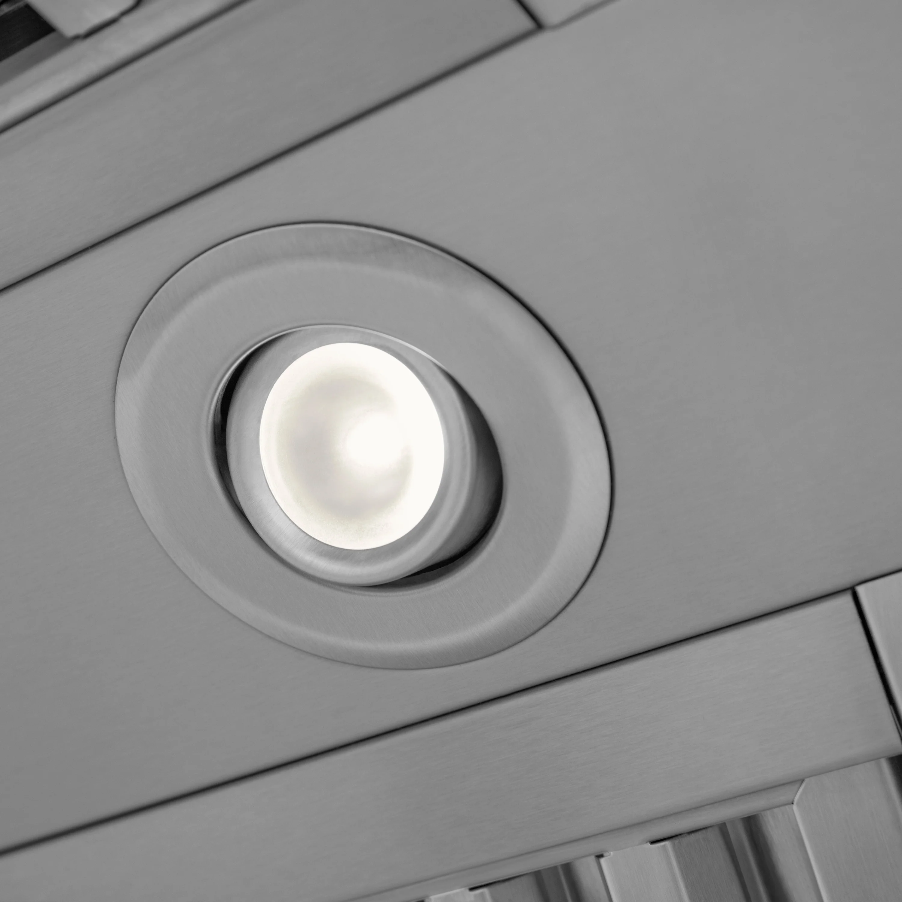 ZLINE 48" Professional Convertible Vent Wall Mount Range Hood in Stainless Steel (597-48) - Image 7
