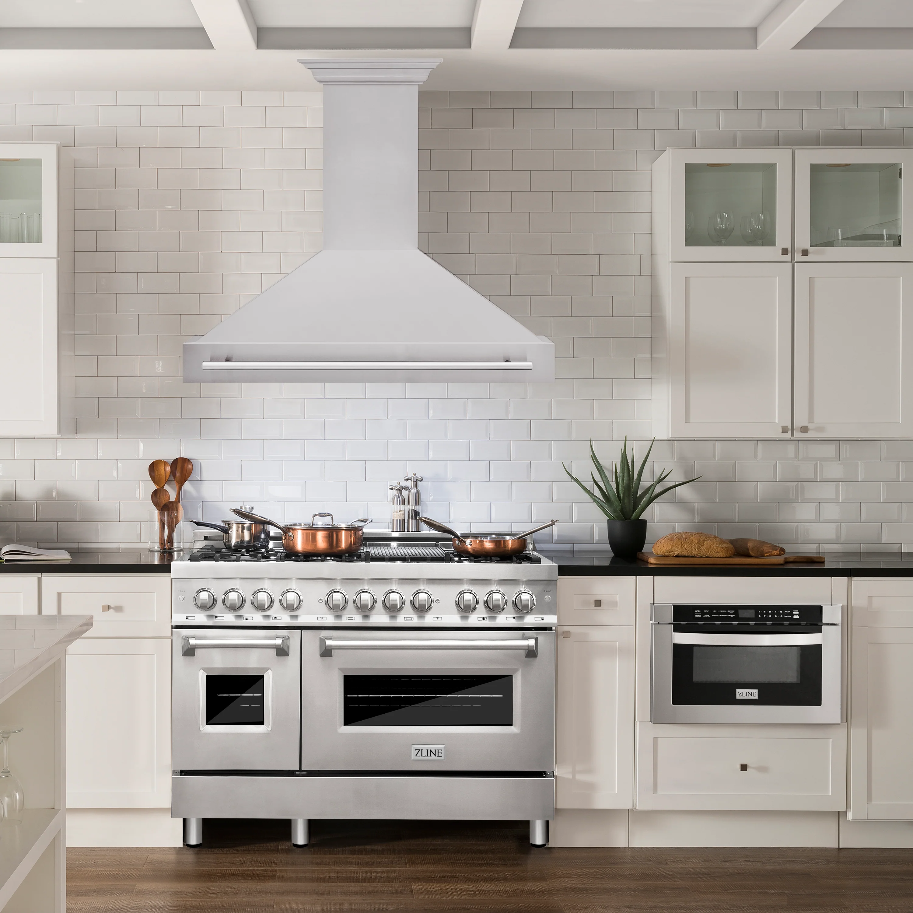 ZLINE 48" Stainless Steel Range Hood with Stainless Steel Handle (8654STX-48) - Image 2