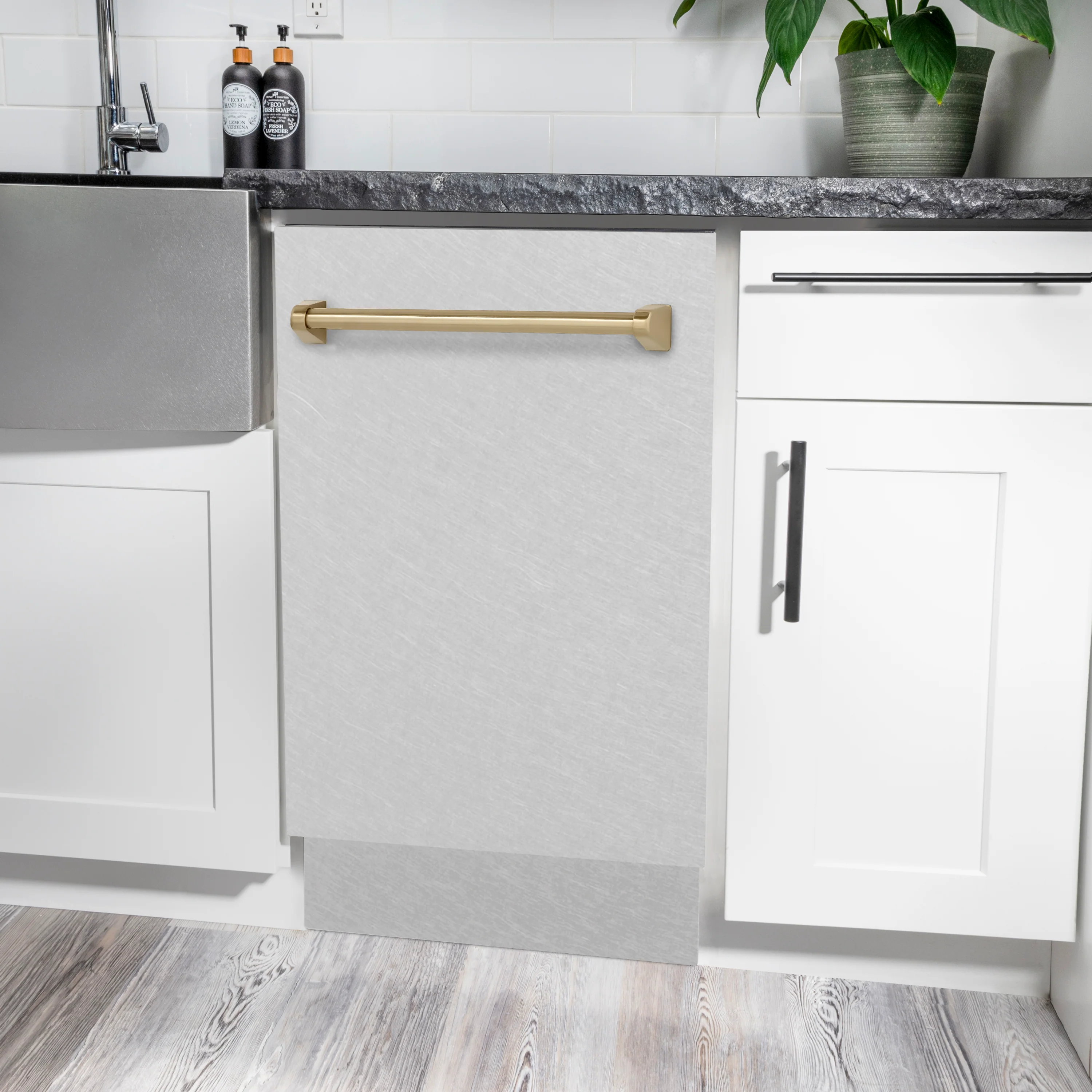 ZLINE Autograph Edition 18” Tallac Series 3rd Rack Top Control Built-In Dishwasher in Fingerprint Resistant Stainless Steel with Champagne Bronze Handle, 51dBa (DWVZ-SN-18-CB) - Image 2
