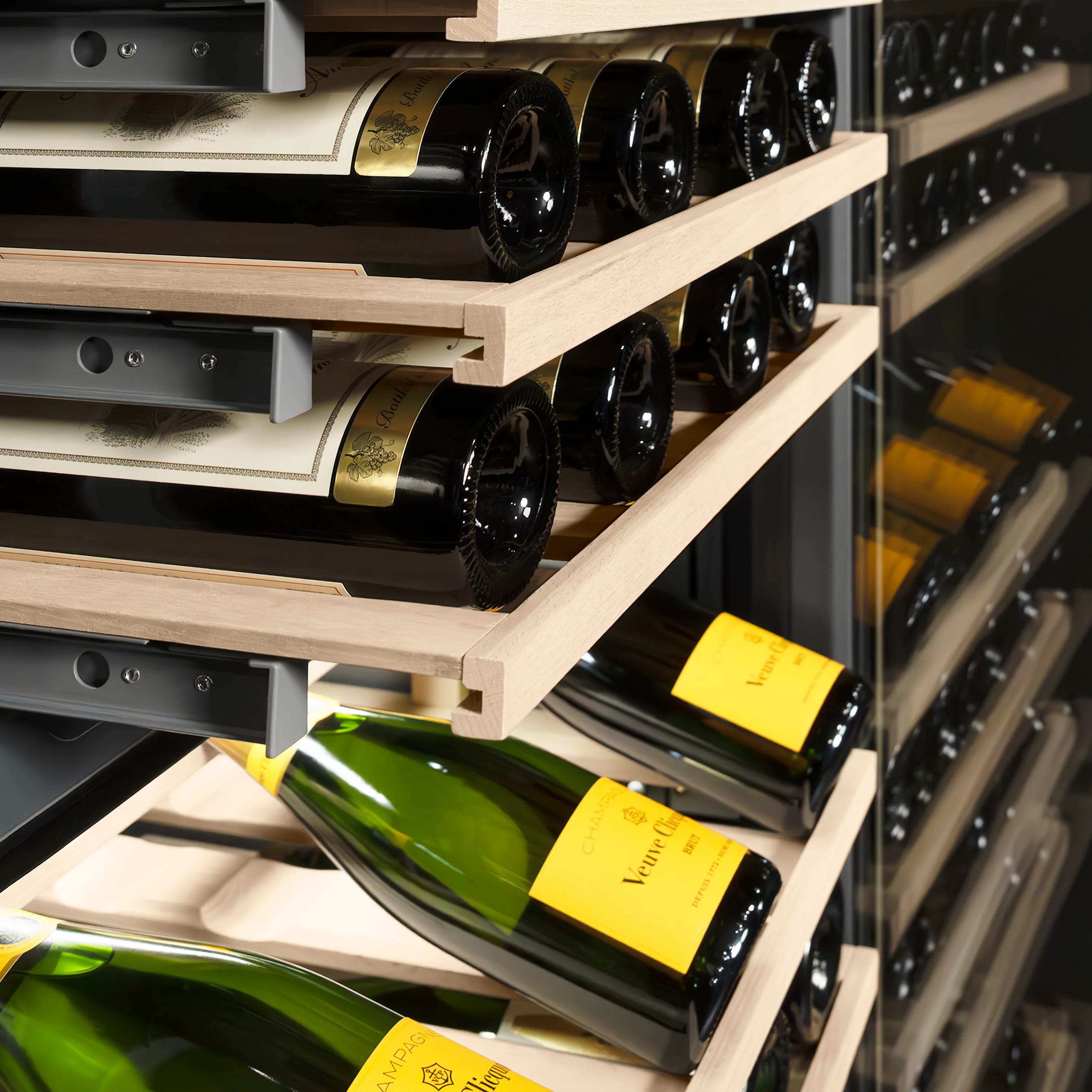 ZLINE Autograph Edition 18 in. 9.0 cu. ft. Triple Zone 68 Bottle Right Hinge Column Wine Cooler in Satin Stainless Steel with Champagne Bronze Accents (RCWVRZ-SN-18-CB) - Image 13