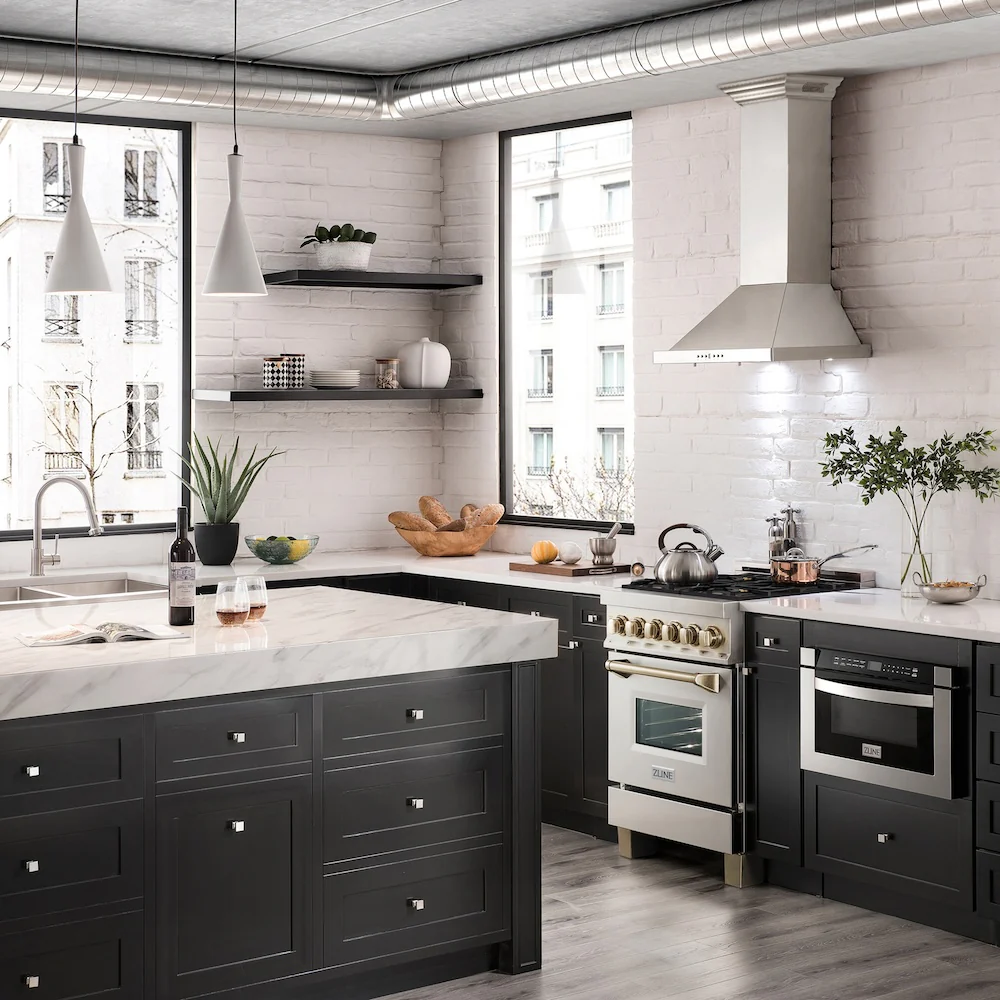 ZLINE Autograph Edition 24 in. 2.8 cu. ft. Legacy Dual Fuel Range with 4 Burner Gas Cooktop and Electric Convection Oven in Stainless Steel and Polished Gold Accents (RAZ-24-G) - Image 2