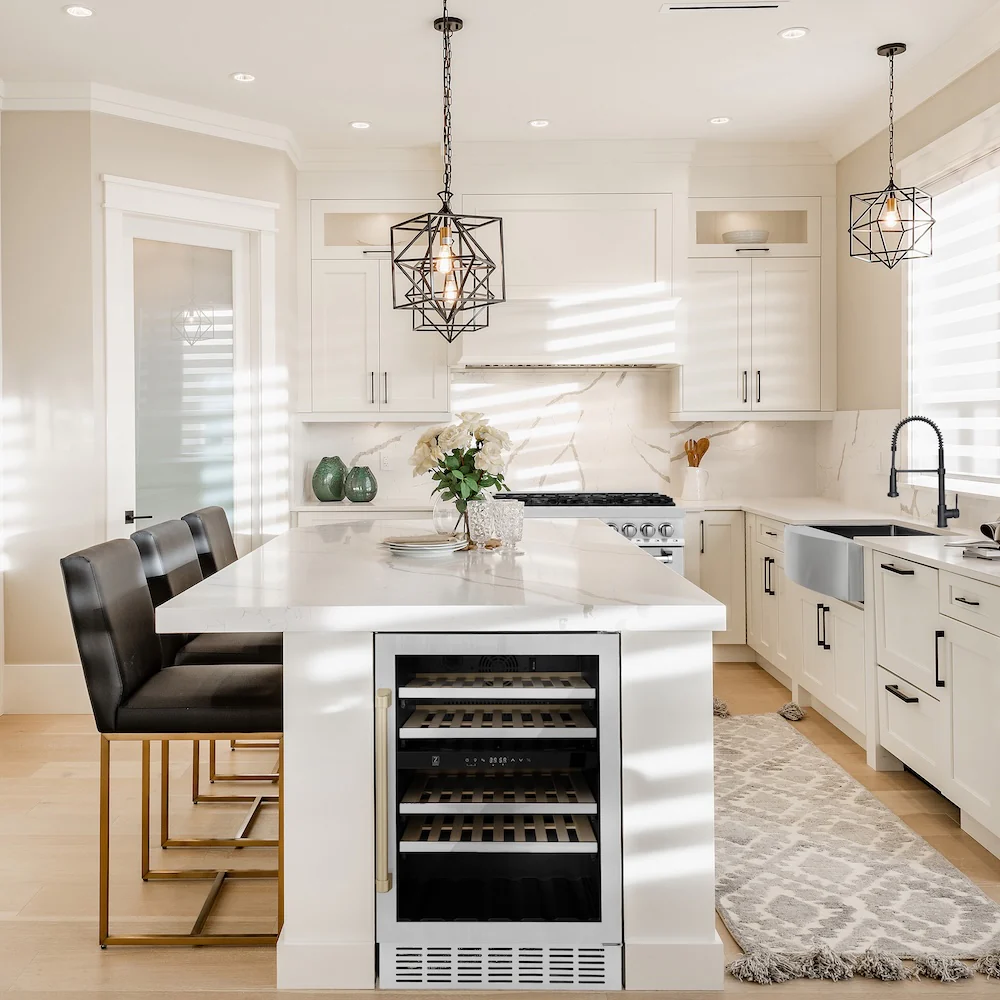 ZLINE Autograph Edition 24 in. Monument Dual Zone 44 Bottle Wine Cooler in Stainless Steel with Champagne Bronze Accents (RWVZ-UD-24-CB) - Image 14