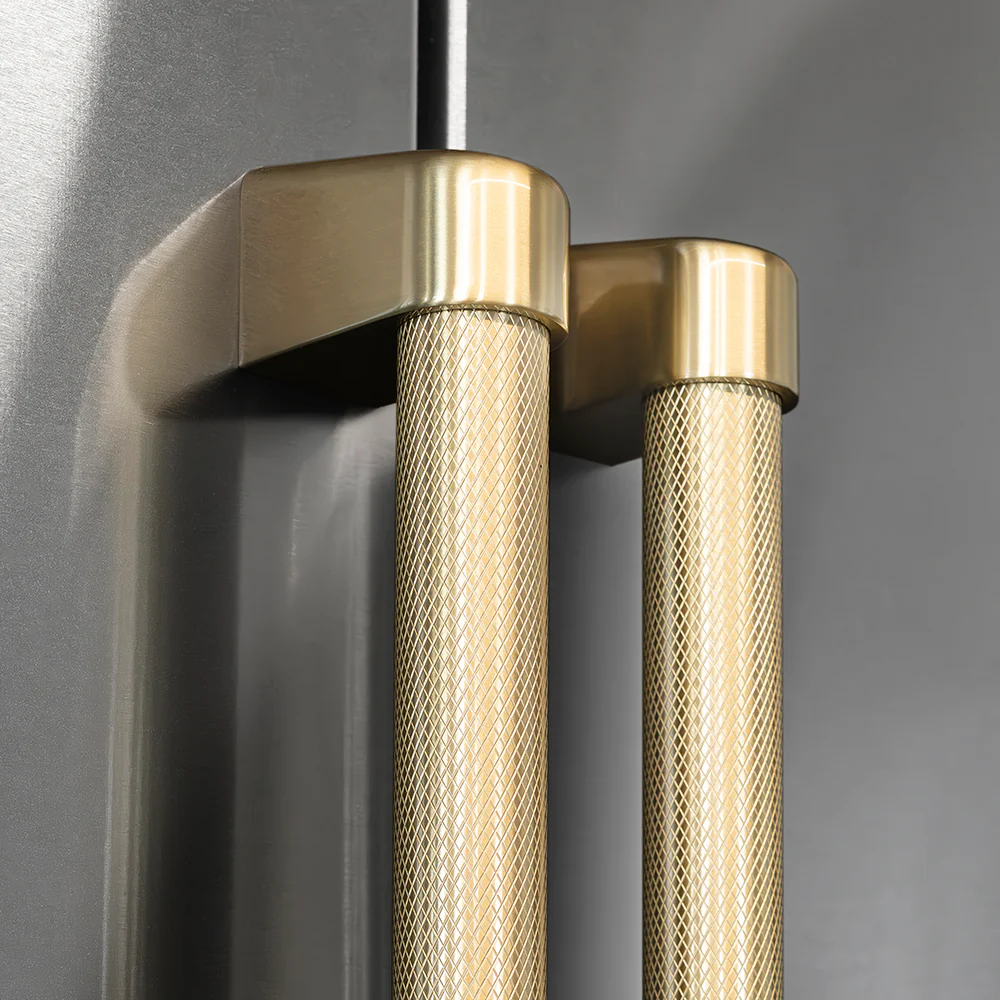 ZLINE Autograph Edition 36 in. 22.5 cu. ft. Counter-Depth French Door Refrigerator with Ice Maker in Fingerprint-Resistant Stainless Steel and Champagne Bronze Helix Handles (RFMZ-36-KCB) - Image 12
