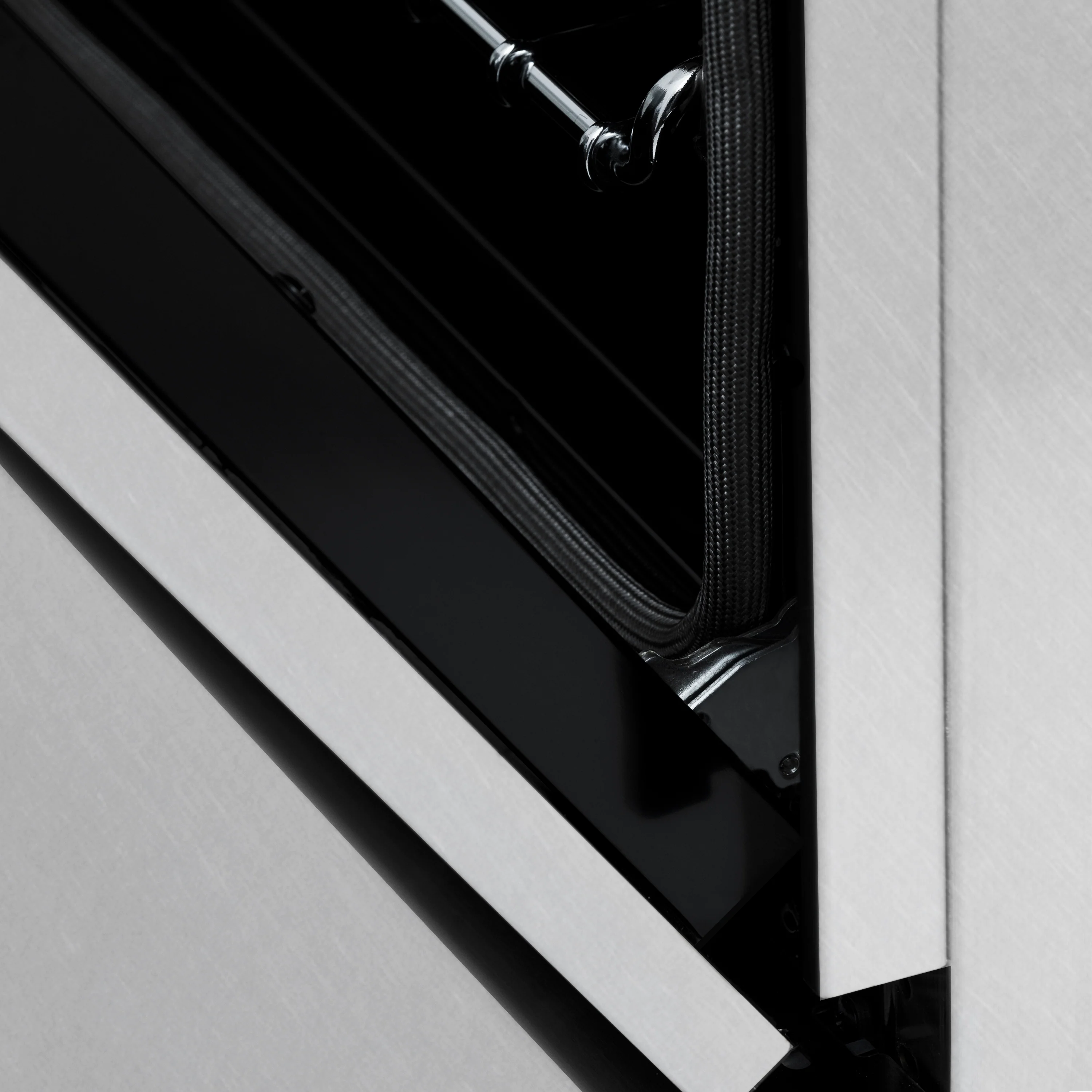 ZLINE Autograph Edition 36 in. 4.6 cu. ft. Legacy Dual Fuel Range with 6 Burner Gas Cooktop and Electric Convection Oven in Satin Stainless Steel and Matte Black Accents (RASZ-SN-36-MB) - Image 9