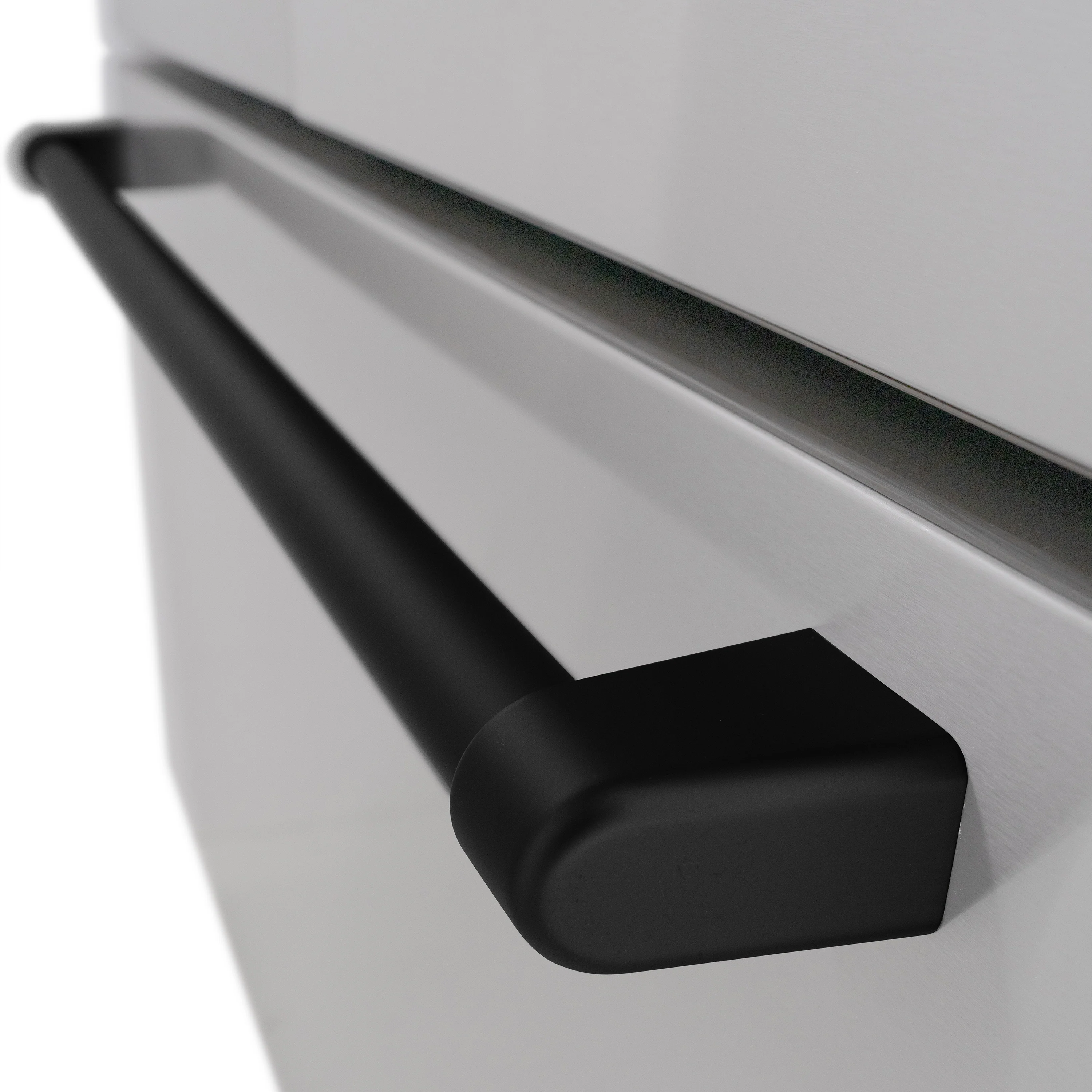 ZLINE Autograph Edition 36 in. 28.9 cu. ft. Standard-Depth French Door External Water Dispenser Refrigerator with Dual Ice Maker in Fingerprint-Resistant Stainless Steel and Matte Black Traditional Handles (RSMZ-W-36-MB) - Image 12