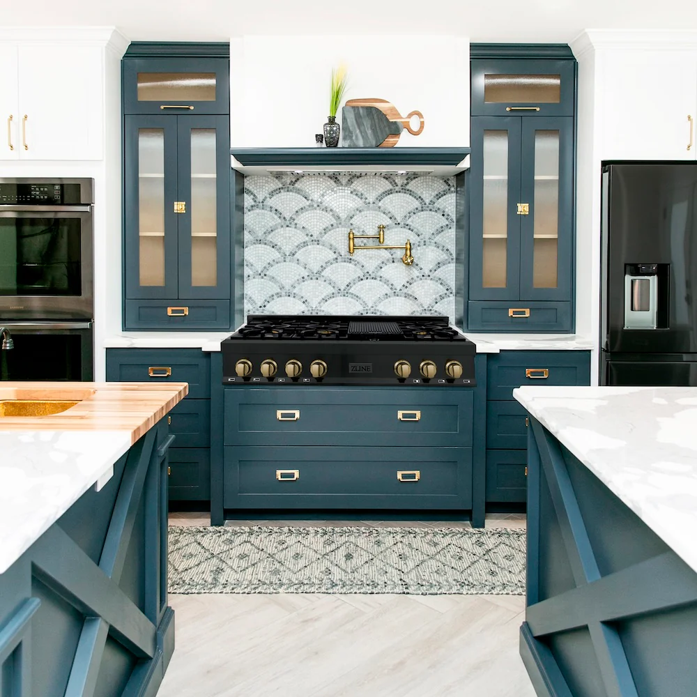 ZLINE Autograph Edition 48 in. Legacy Gas Rangetop with 7 Burners and Porcelain Cooktop in Black Stainless Steel with Champagne Bronze Accents, Open Box-Great Condition - Image 2