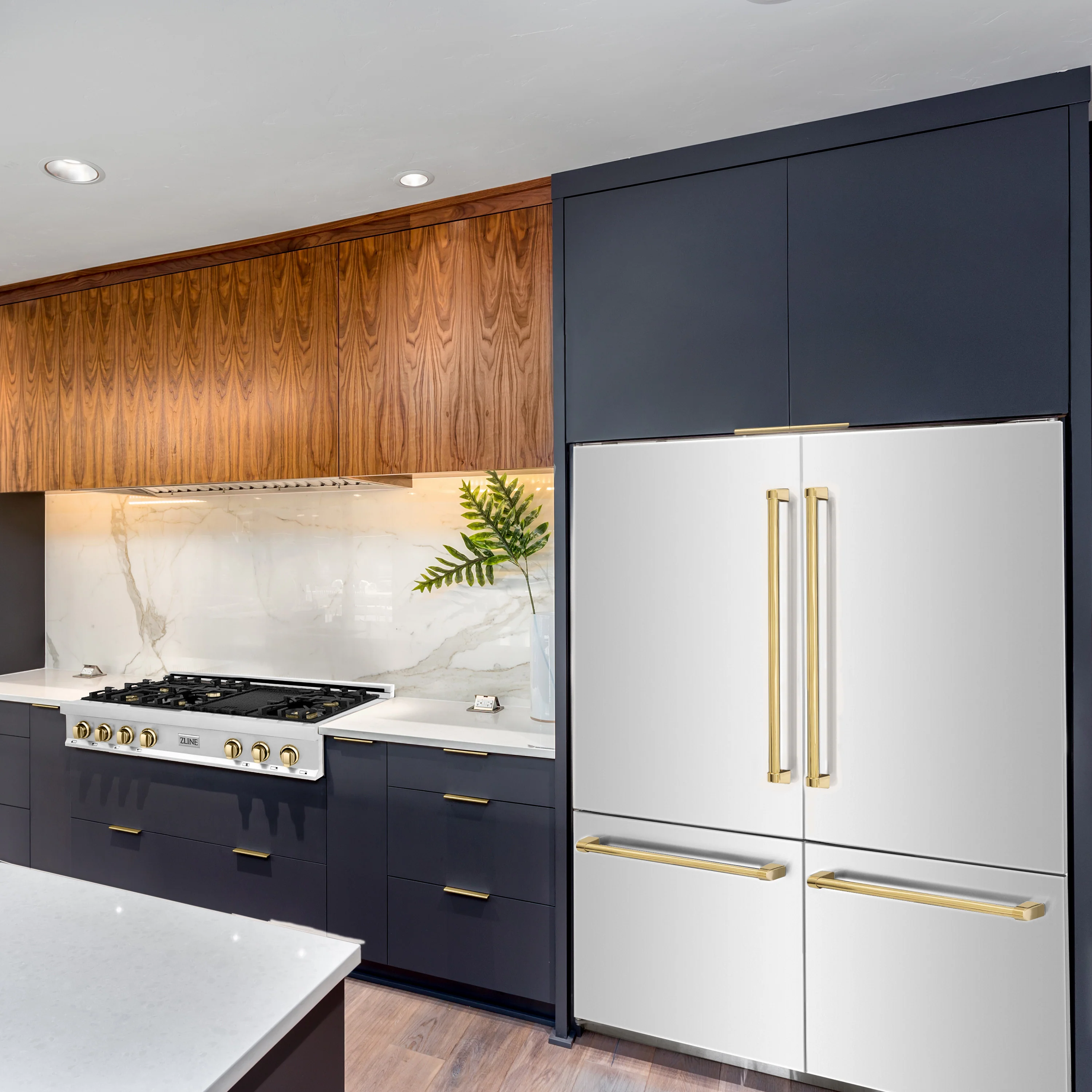 ZLINE Autograph Edition 60 in. 32.2 cu. ft. French Door Built-In Bottom Freezer Refrigerator with Water Dispenser and Ice Maker in Stainless Steel with Graphite Gray Interior and Polished Gold Accents (GRBIVZ-304-60G) - Image 2