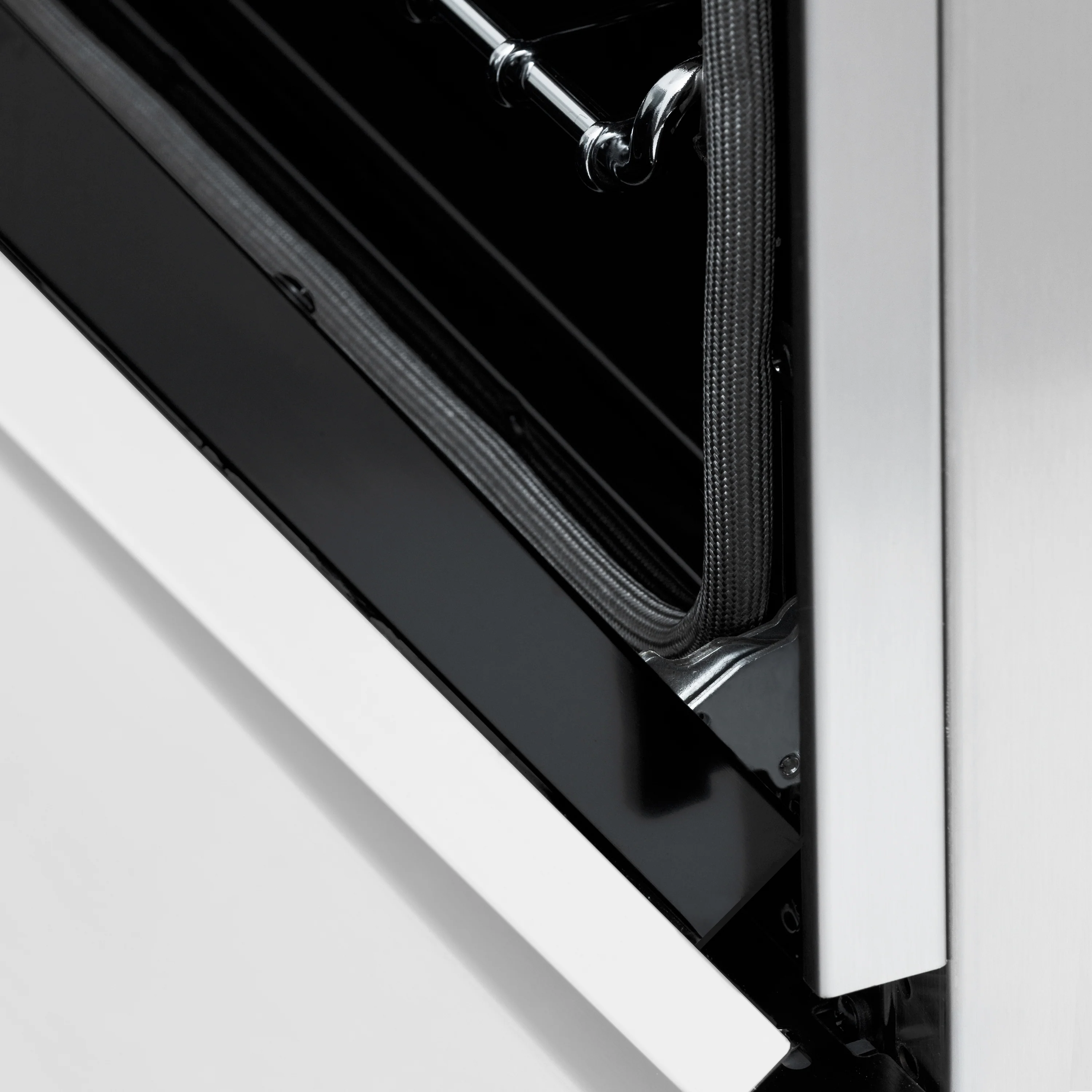 ZLINE Autograph Edition 60 in. 7.4 cu. ft. Legacy Dual Fuel Range with 9 Burner Gas Cooktop and 2 Electric Convection Ovens in Stainless Steel with White Matte Doors and Champagne Bronze Accents (RAZ-WM-60-CB) - Image 9