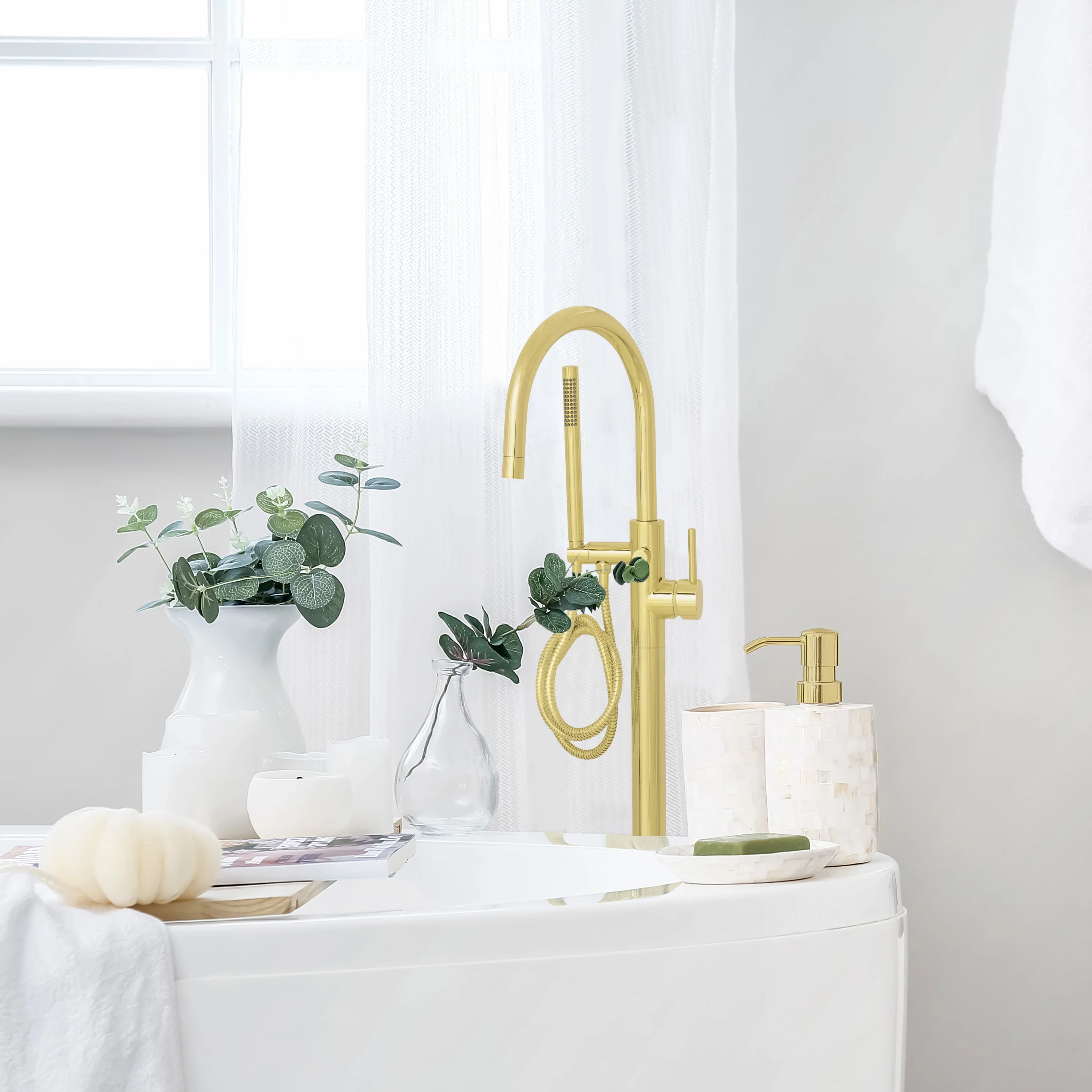 ZLINE Autograph Edition Emerald Bay Bath Tub Filler in Polished Gold (EMBY-BTF-PG) - Image 8