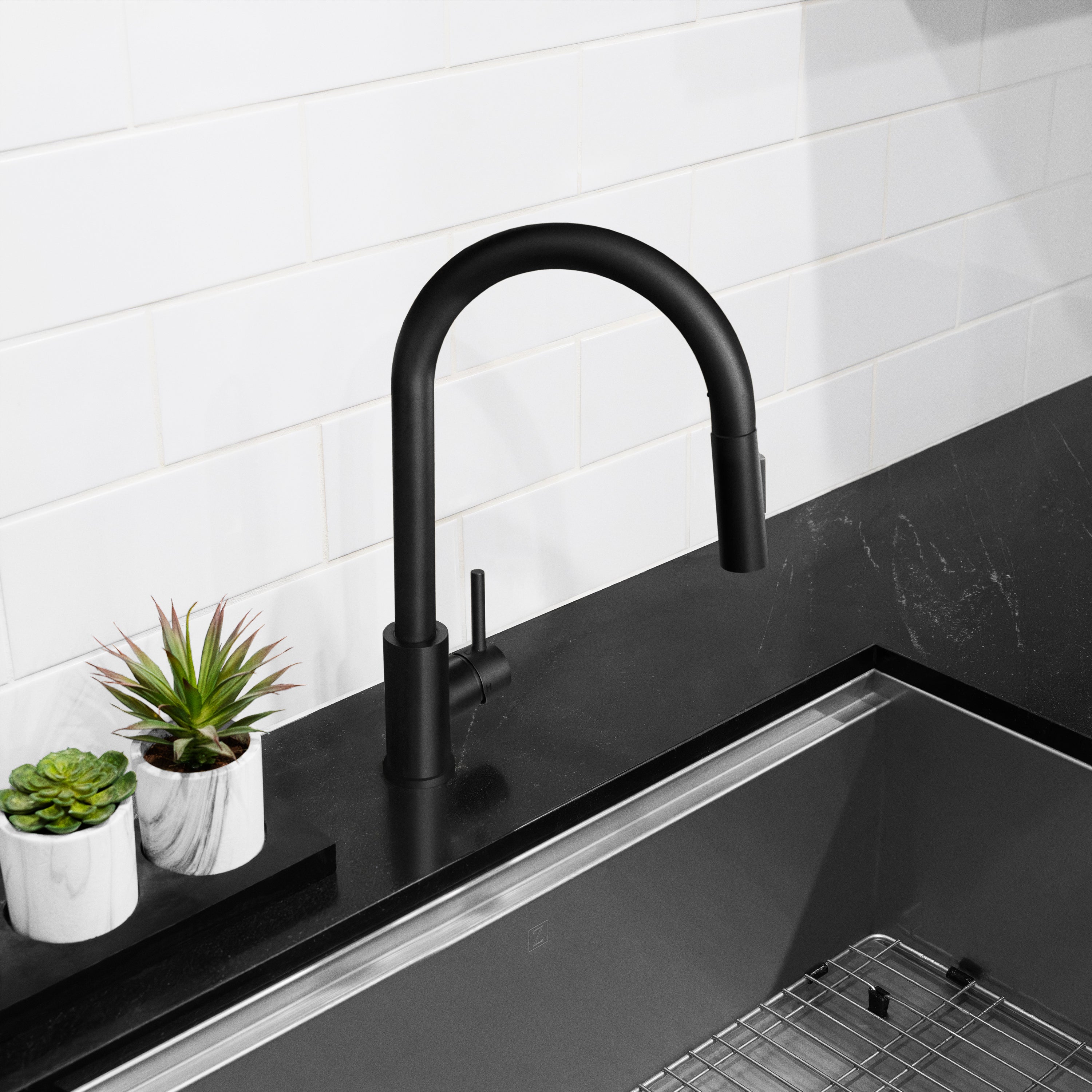 ZLINE Palisades Pull Down Single Handle Kitchen Faucet in Matte Black (RBCN1-KF-MB) - Image 9