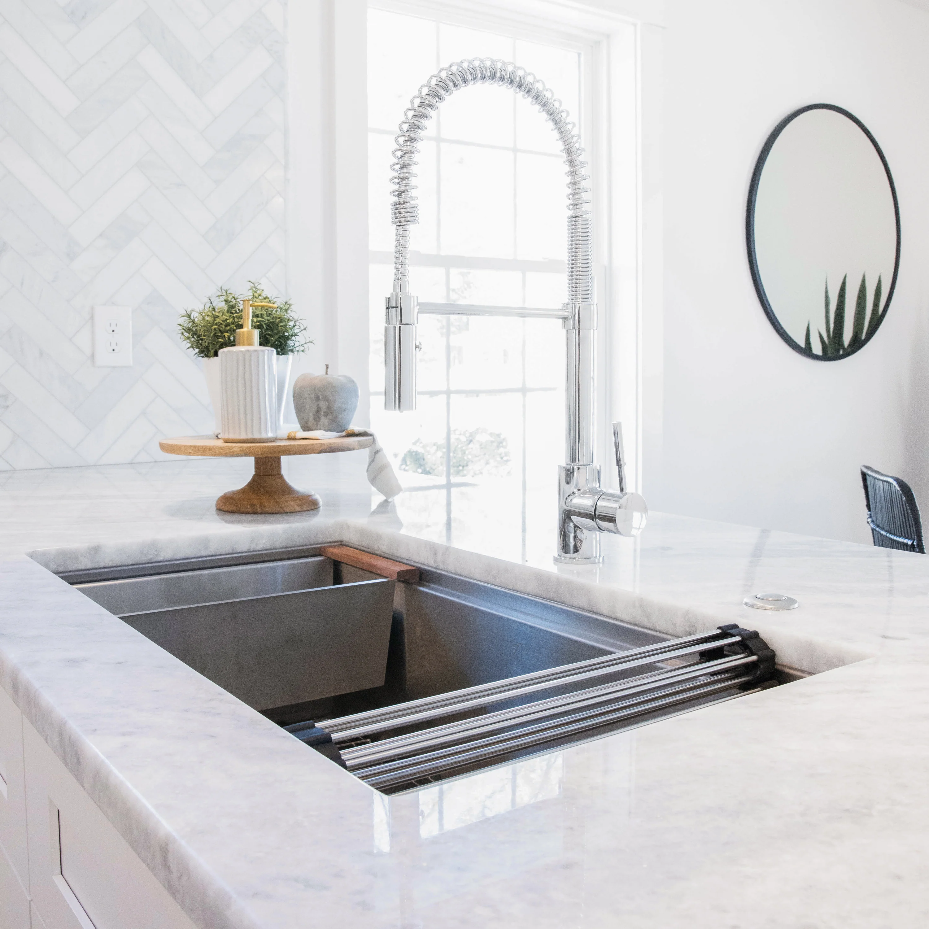 ZLINE Sierra Kitchen Faucet in Chrome (SRA-KF-CH) - Image 14